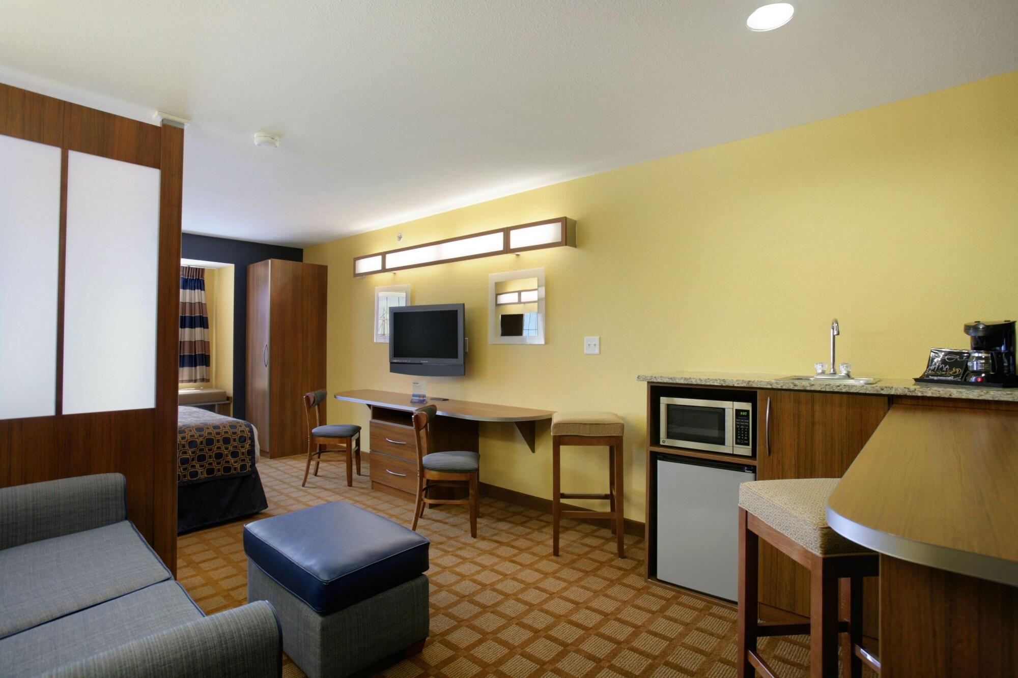 Microtel Inn & Suites - Kearney Habitación foto